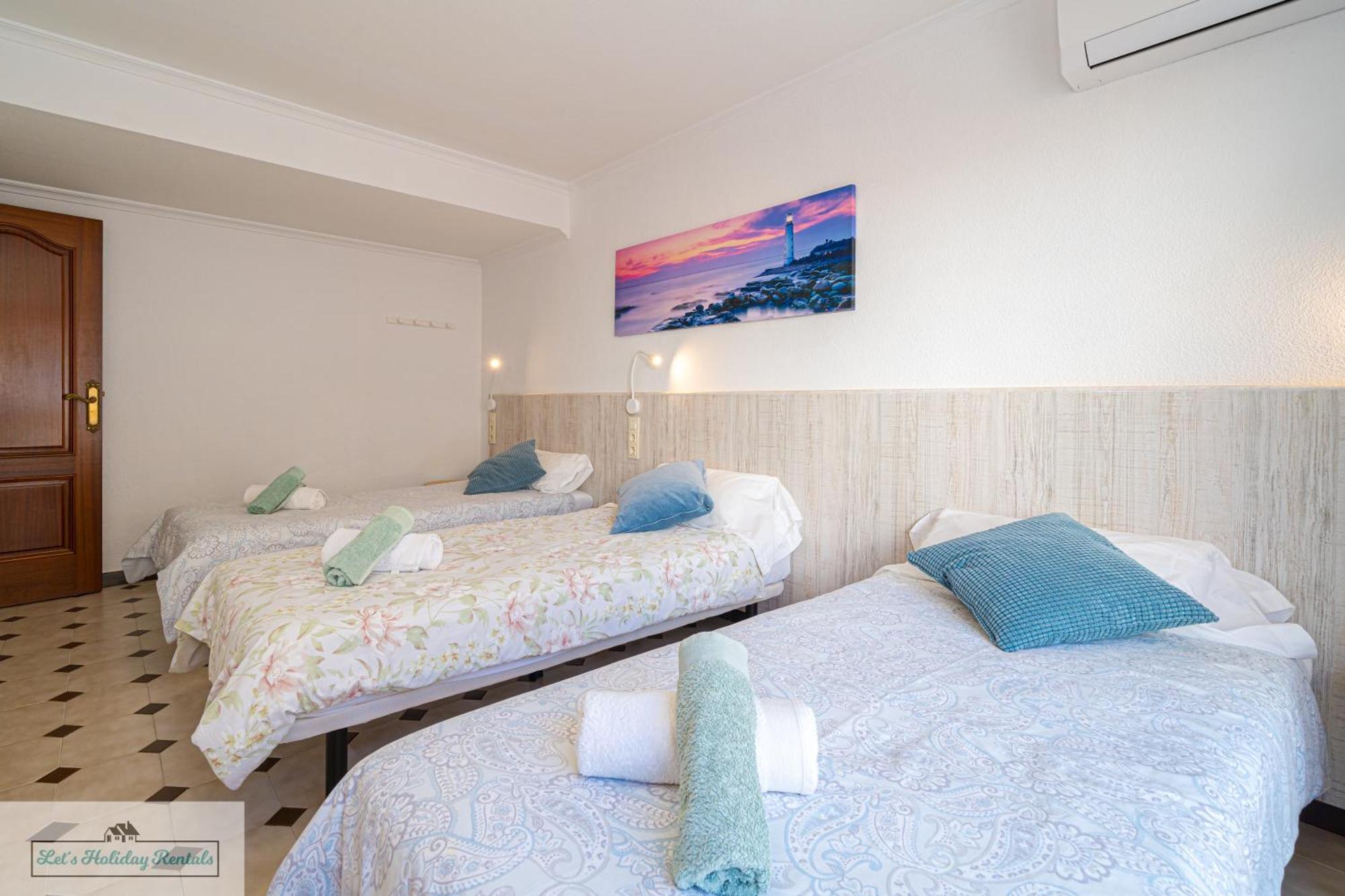Front Line Jakarta 1 Sea View * El Campello
